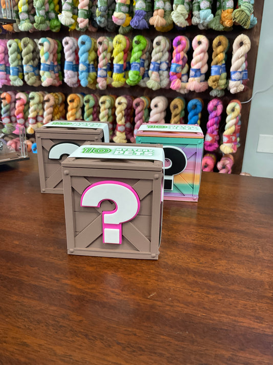 3-D Mystery Pets Box (2 Sizes to Choose)